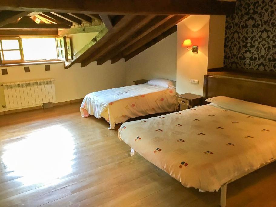 La Yosa De Arguebanes Villa Bagian luar foto